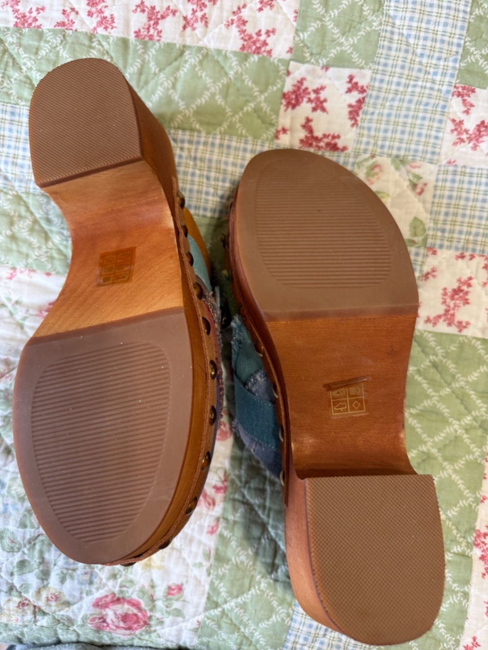 New Kurt Geiger Mayfair Clog, multi-colored denim, Sz 9 - Picture 2 of 2